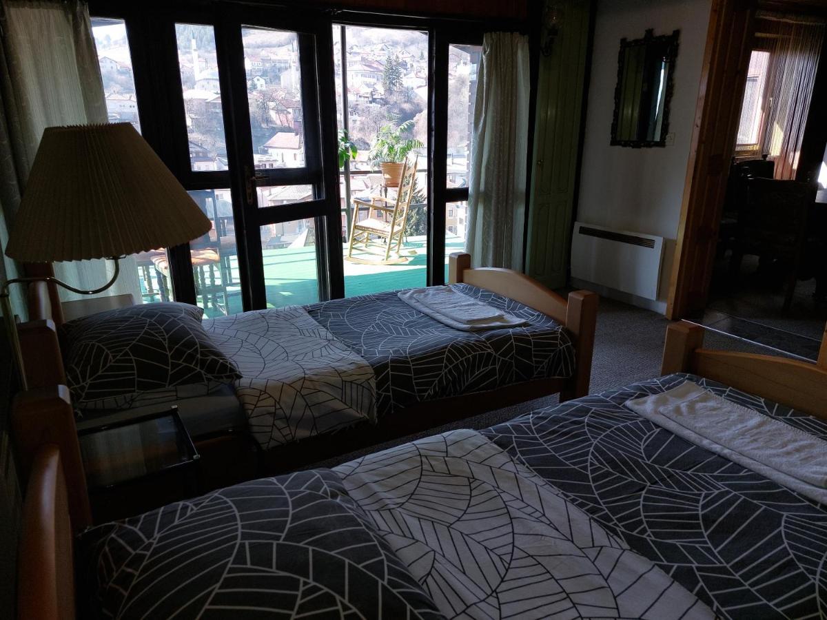 Panorama Travnik Aparthotel ภายนอก รูปภาพ