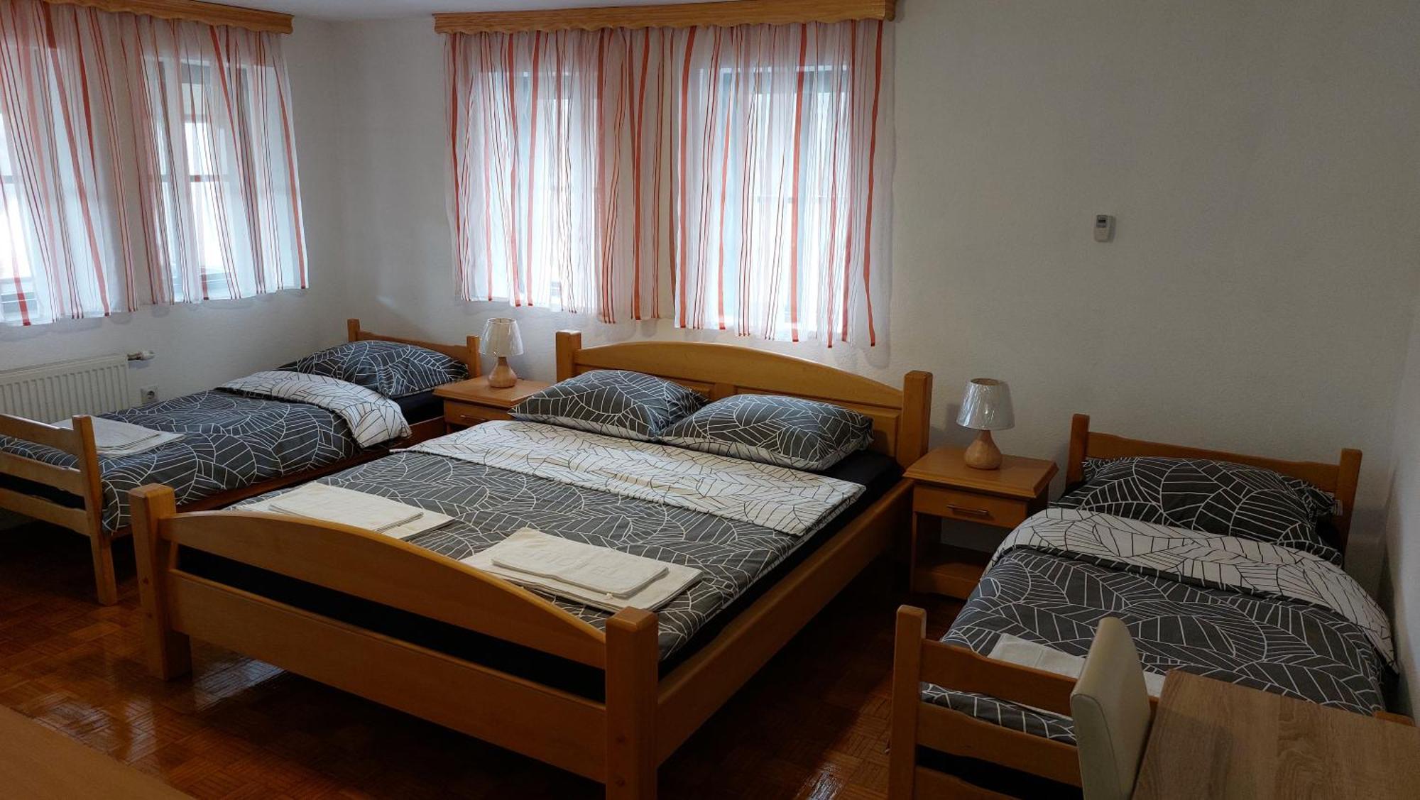 Panorama Travnik Aparthotel ห้อง รูปภาพ