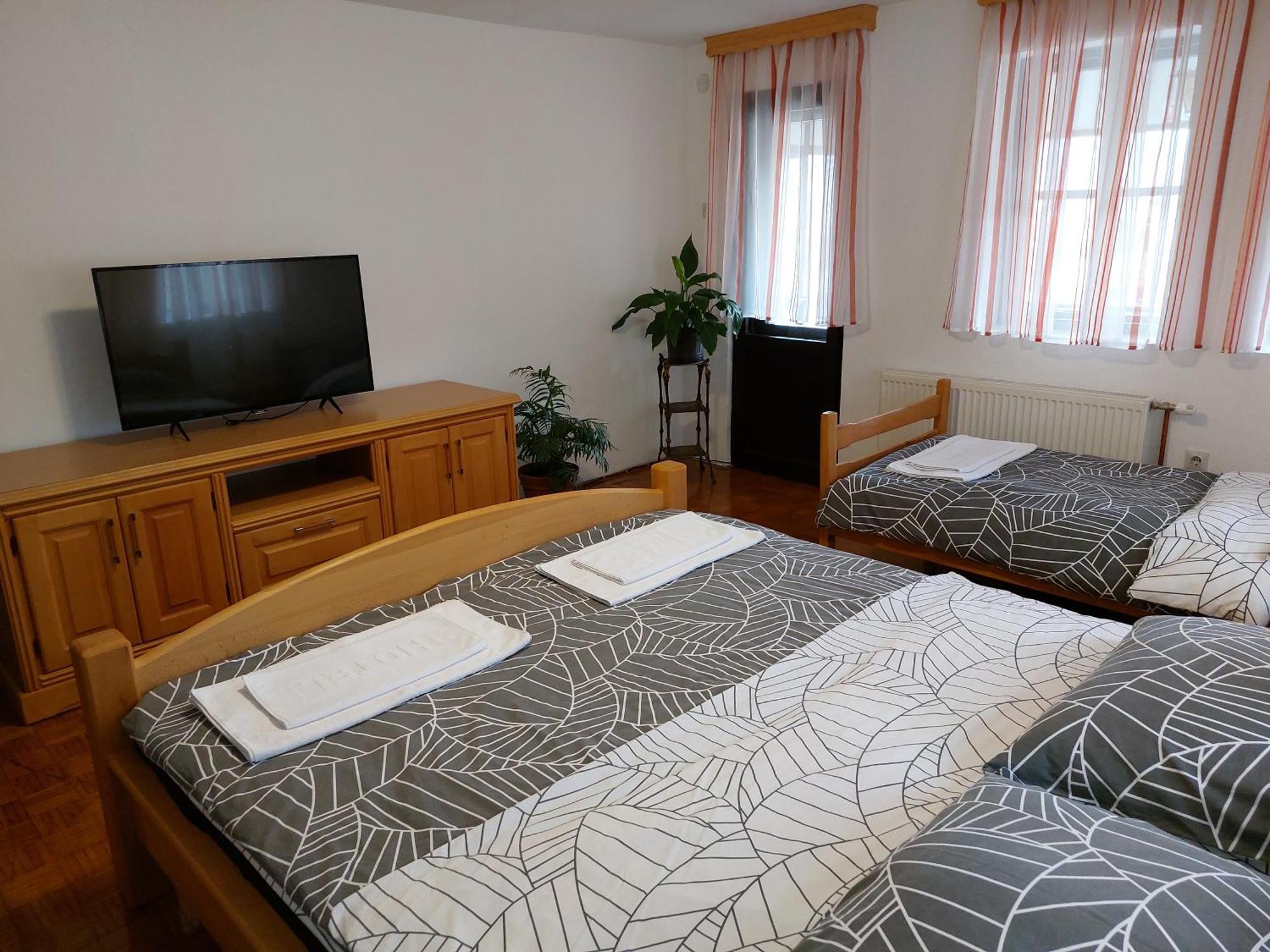 Panorama Travnik Aparthotel ห้อง รูปภาพ