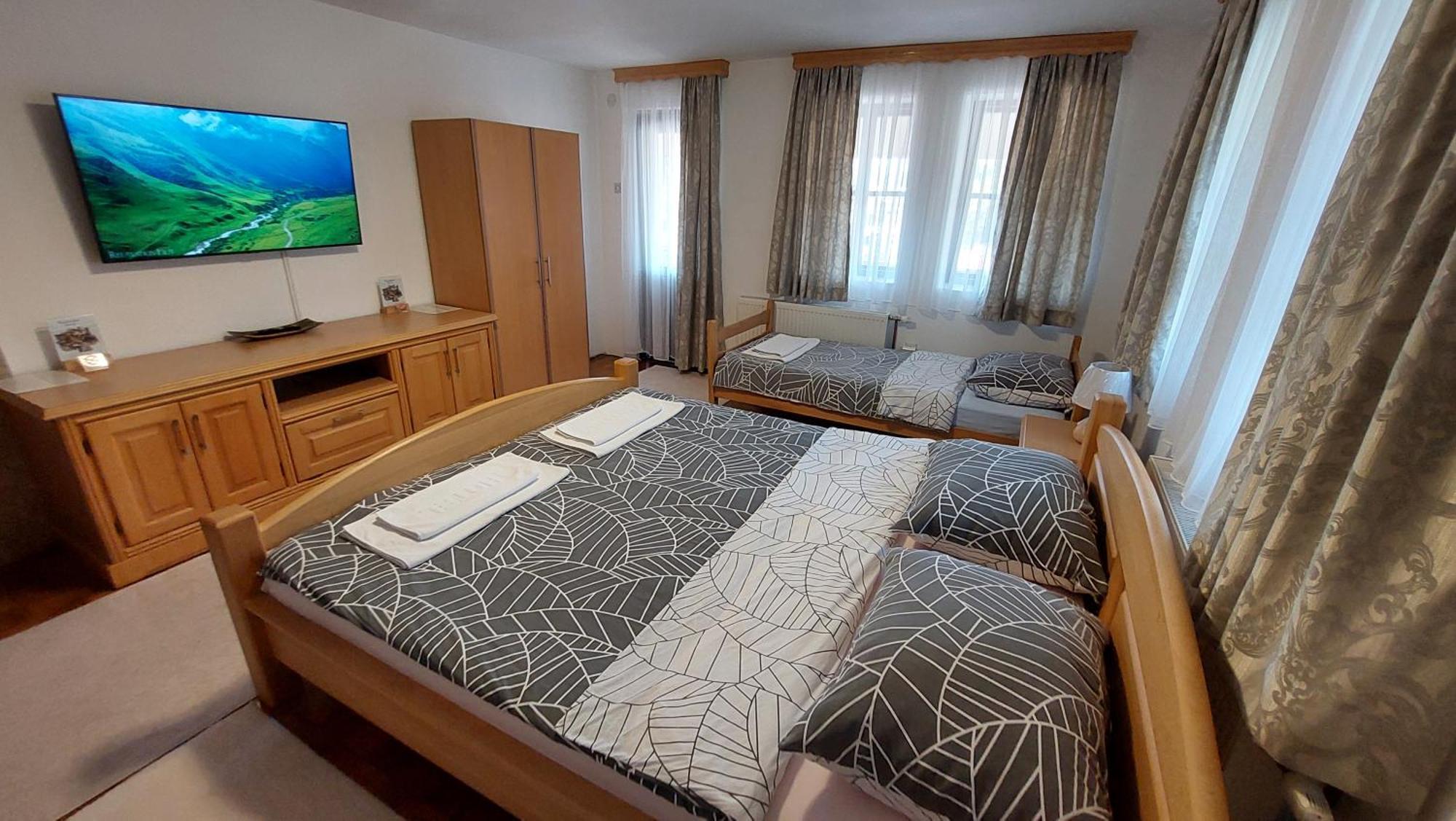 Panorama Travnik Aparthotel ภายนอก รูปภาพ